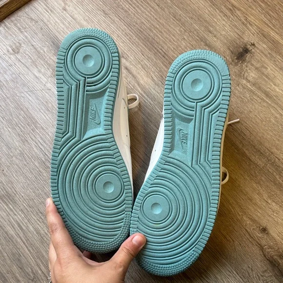 Nike White and Teal Athletic Shoes - Picture 6 of 6